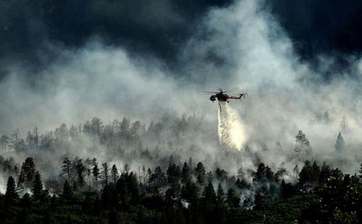 В Австралии разбился пожарный вертолет
