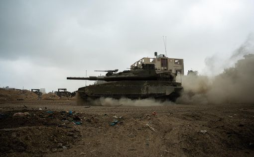 Израиль перебрасывает танки и бронетранспортеры к Рафиаху