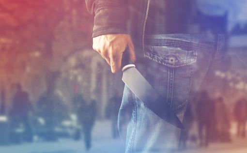 Мужчина с ножом напал на прохожих в Портленде