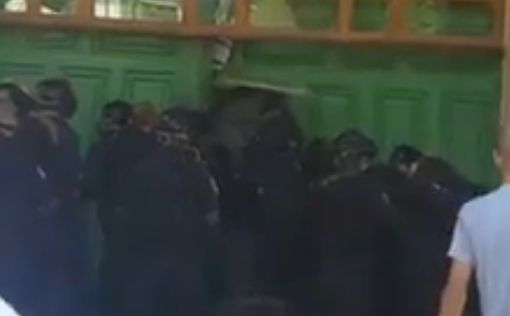 Видео: Столкновения на Храмовой Горе