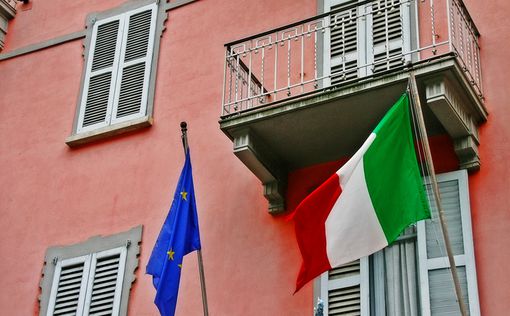 Италия угрожает заблокировать бюджет ЕС из-за мигрантов