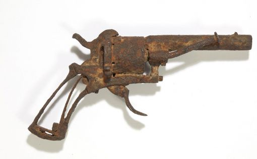 Револьвер легендарного Ван Гога нашел своего покупателя