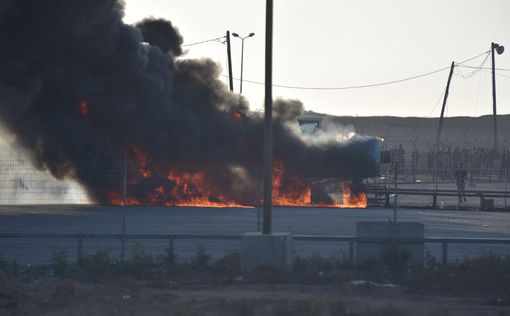 Палестинцы в третий раз подожгли КПП Керем-Шалом