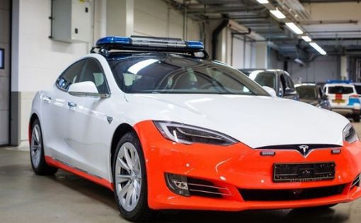 Полиция Люксембурга приобрела два электромобиля Tesla