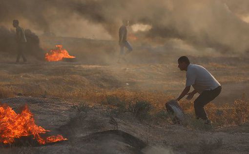 Египет требует убрать протестующих с границы Газы