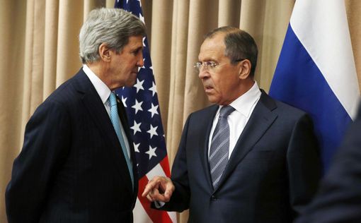Лавров и Керри считают важным остановить бои в Украине