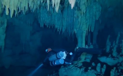 Гигантскую подводную пещеру обнаружили в Мексике
