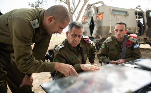 Кохави посетил военные части на границе с Газой