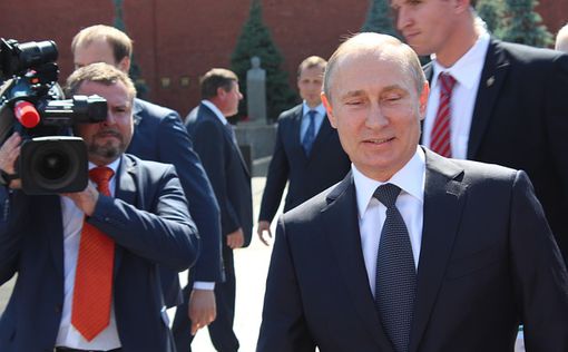 Путин опоздал на "нормандский саммит"