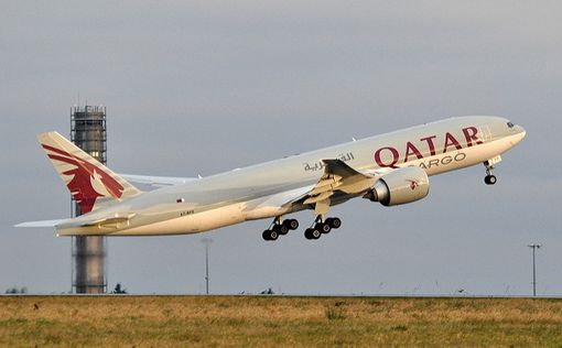 Qatar Airways купит 4,75% акций American Airlines