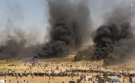 Тысячи палестинцев бунтуют вблизи границы с Газой