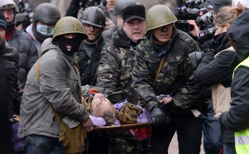 Бойцы внутренних войск сдались в плен Самообороне в Киеве