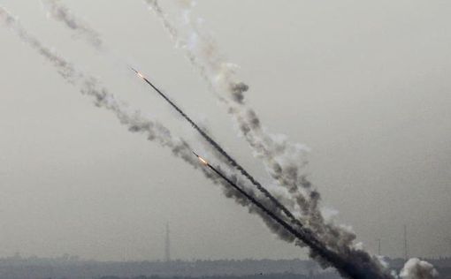Видео: ракета террористов попала в многоэтажку в Газе