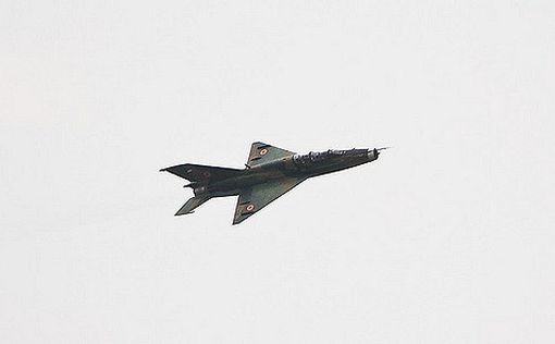 На юге Сирии сбит истребитель ВВС Асада. Пилот в плену
