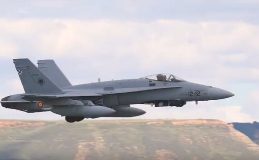 В Мадриде разбился истребитель F-18, пилот погиб