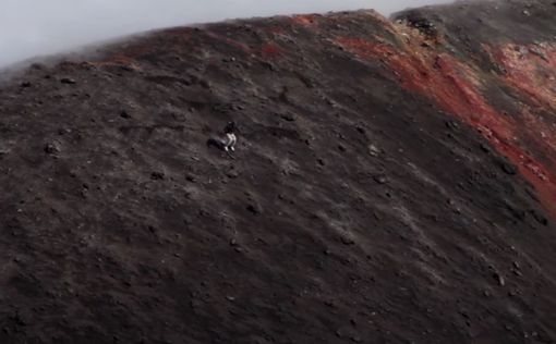 Лыжник-экстремал съехал с действующего вулкана