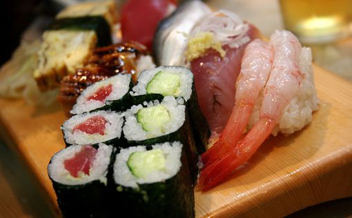 Медики бьют тревогу: суши заражают паразитами
