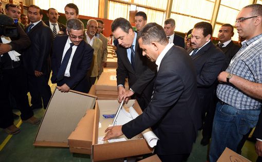 Тунис проводит парламентские выборы
