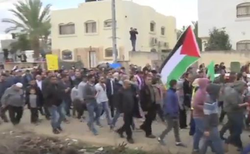 Тысячи арабов устроили протест против сноса домов