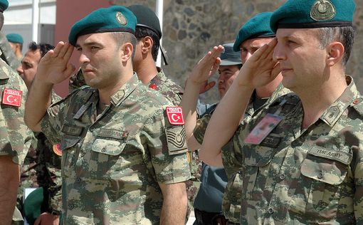 Турецкие солдаты запытали курда до смерти