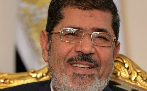 Суд над Мурси перенесли из-за погодных условий