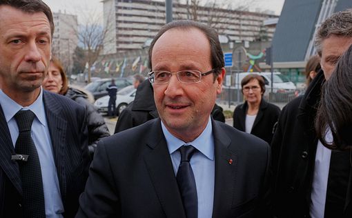 Франсуа Олланд: Ле Пен - угроза для страны