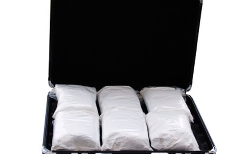 В Израиль привезли два чемодана кокаина