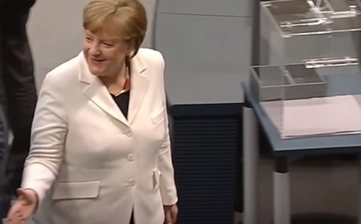 Меркель хочет, чтобы ЕС избежал торговой войны с США