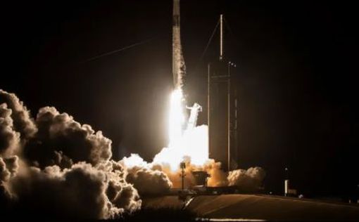 SpaceX открыл бронирование на полеты в космос