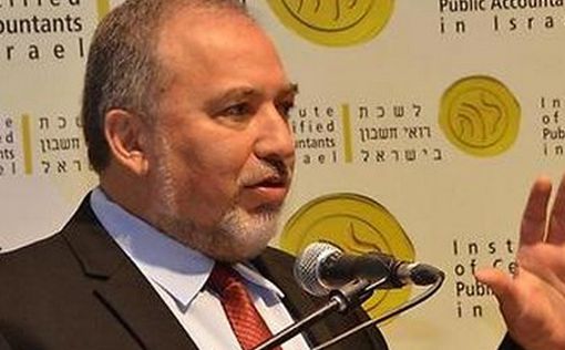 Глава МИД Израиля критикует премьера и членов кабинета