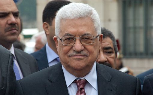 7 из 10 палестинцев хотят отставки Абу Мазена