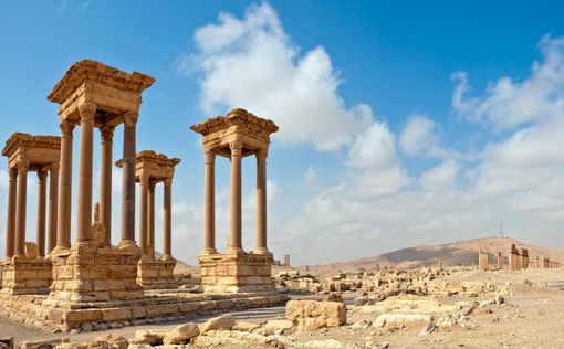 ISIS разрушило Римский театр и Тетрапилон в Пальмире