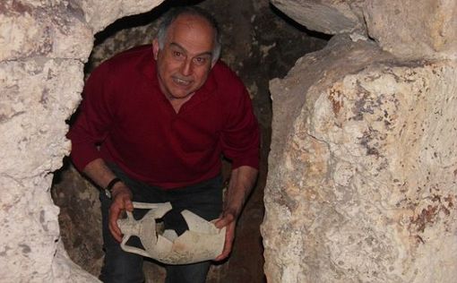 Итальянец вместо канализации вырыл гробницу древних римлян