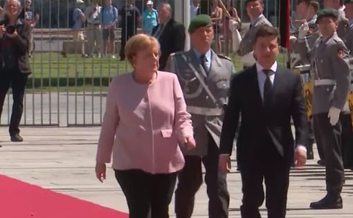Меркель внезапно стало плохо во время встречи с Зеленским
