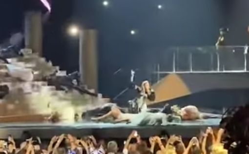 Мадонна фальшивила на представлении с флагом Палестины
