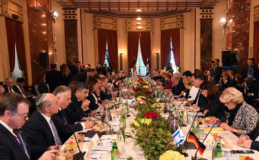 Нетаниягу и Меркель обсудили укрепление отношение двух стран