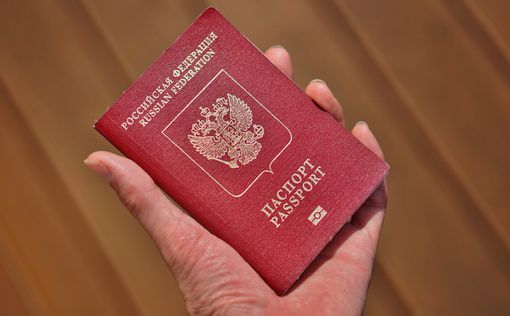 Сбербанк будет заниматься внутрироссийскими паспортами