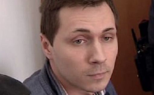 Алексею Буркову заковали ноги в наручники во время слушаний