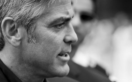 Джордж Клуни ранен на Сицилии