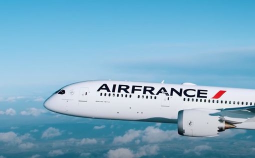 Рейс Air France посадили в Болгарии из-за буйного пассажира
