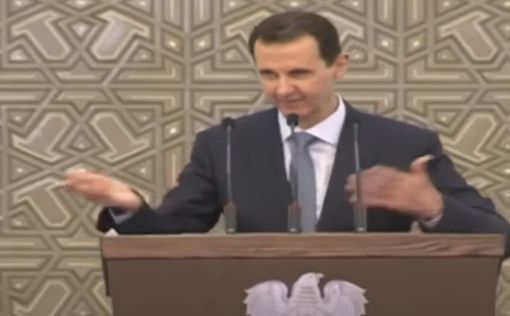Видео: Асаду внезапно стало плохо во время выступления